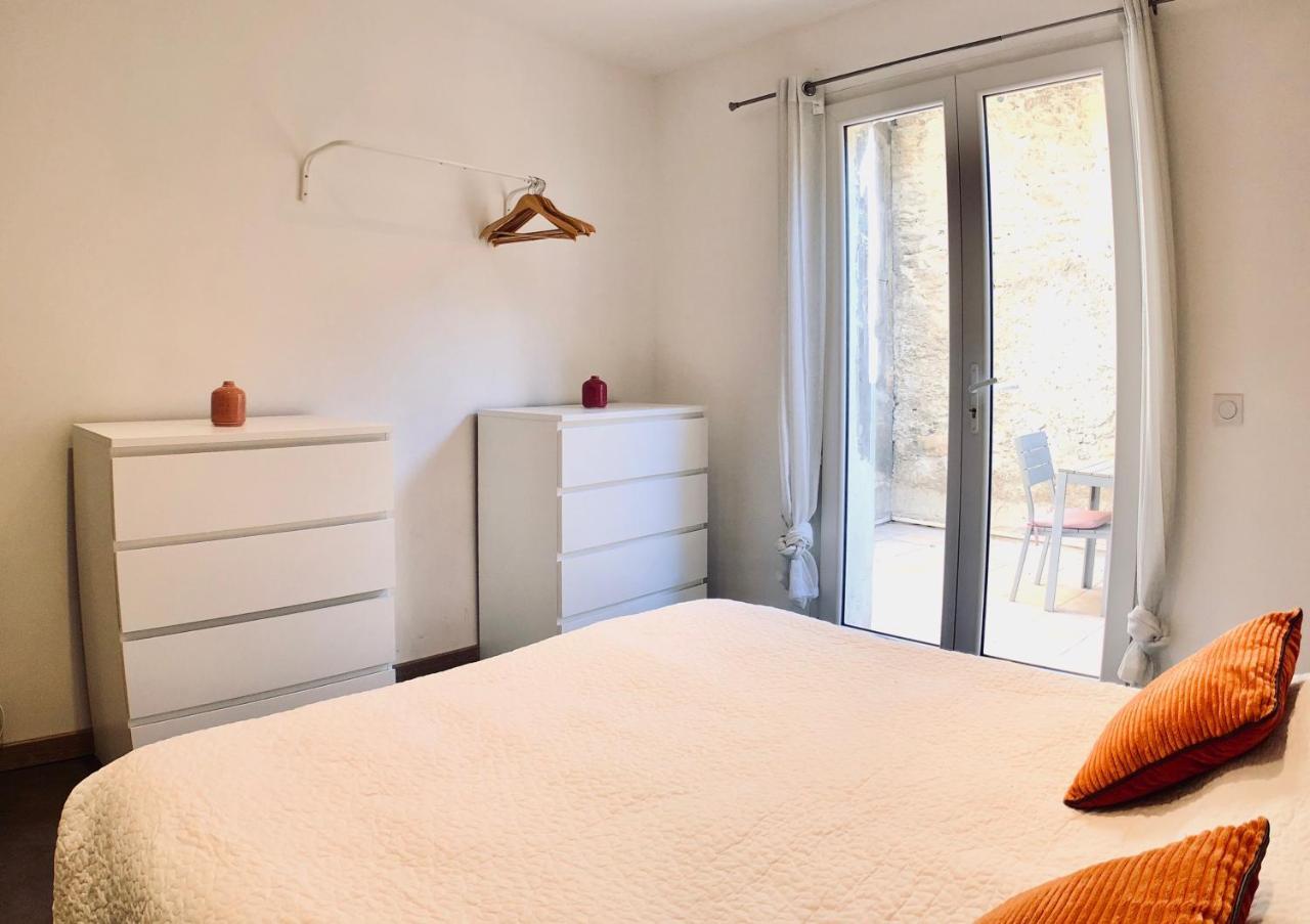Appartements Entre Provence Et Camargue Тараскон Экстерьер фото