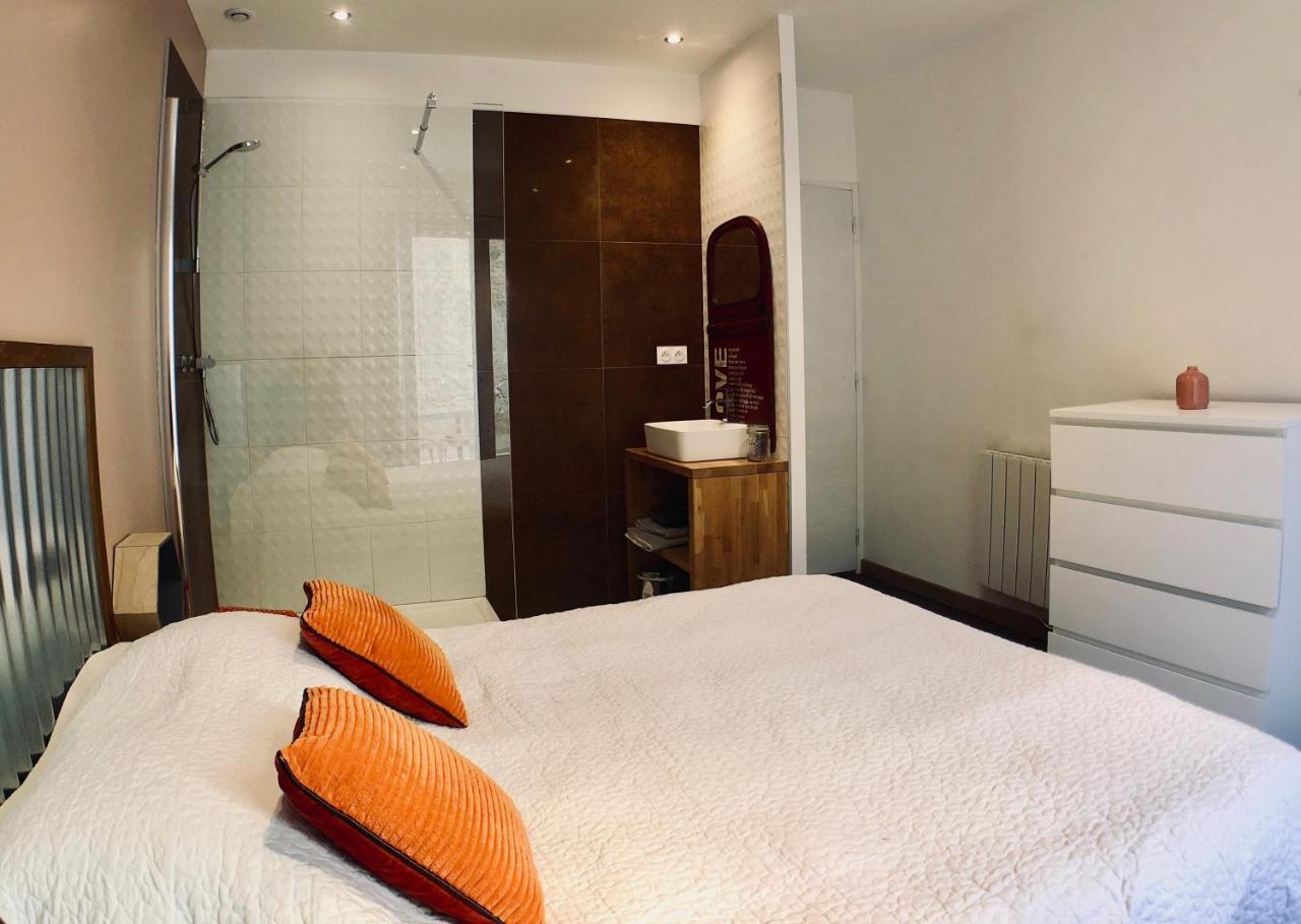 Appartements Entre Provence Et Camargue Тараскон Экстерьер фото