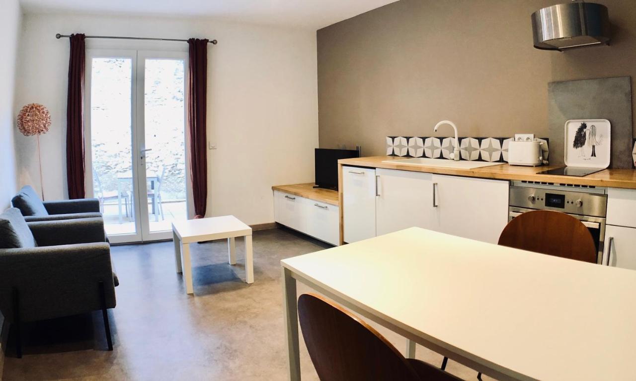 Appartements Entre Provence Et Camargue Тараскон Экстерьер фото
