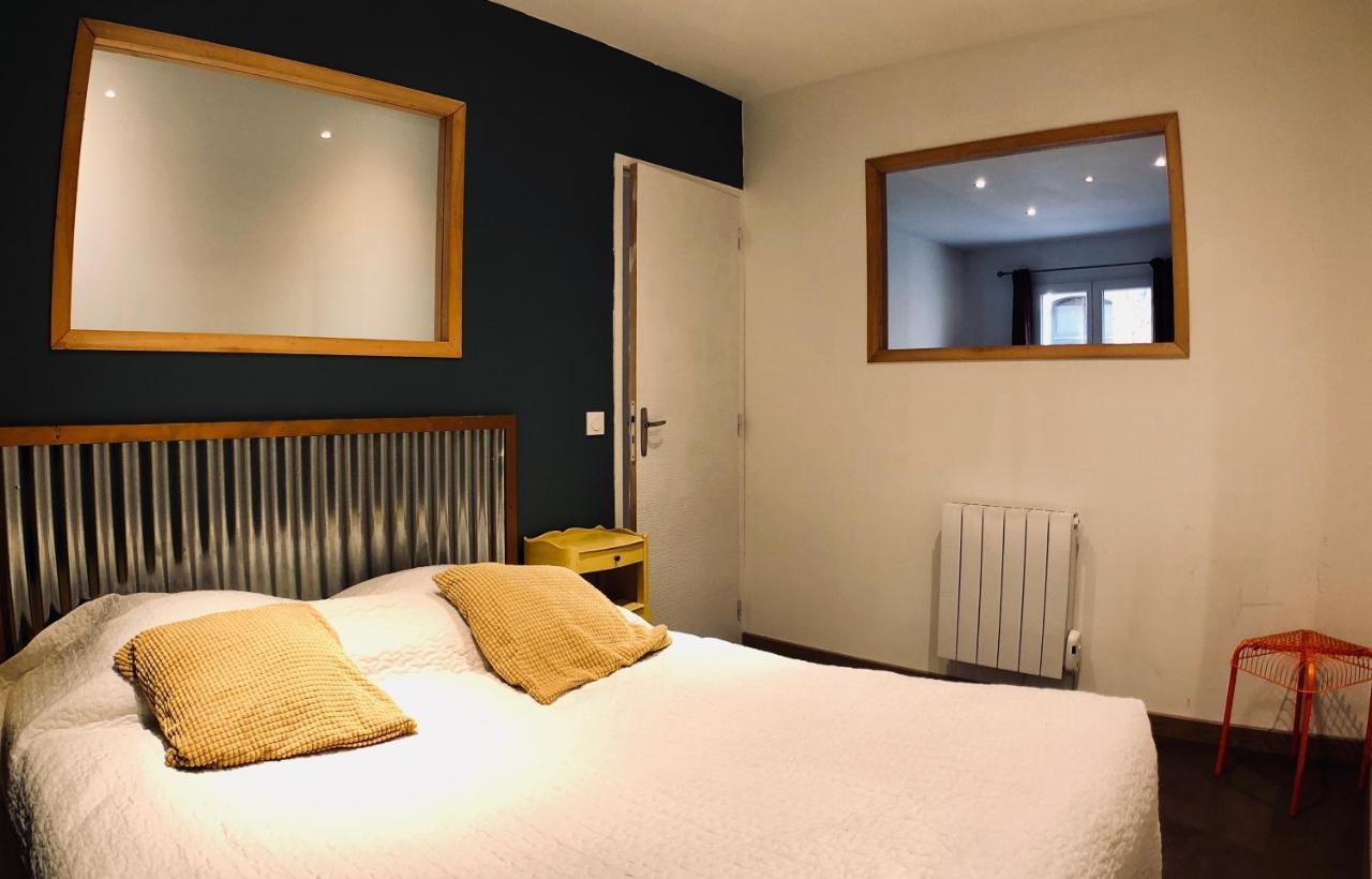 Appartements Entre Provence Et Camargue Тараскон Экстерьер фото
